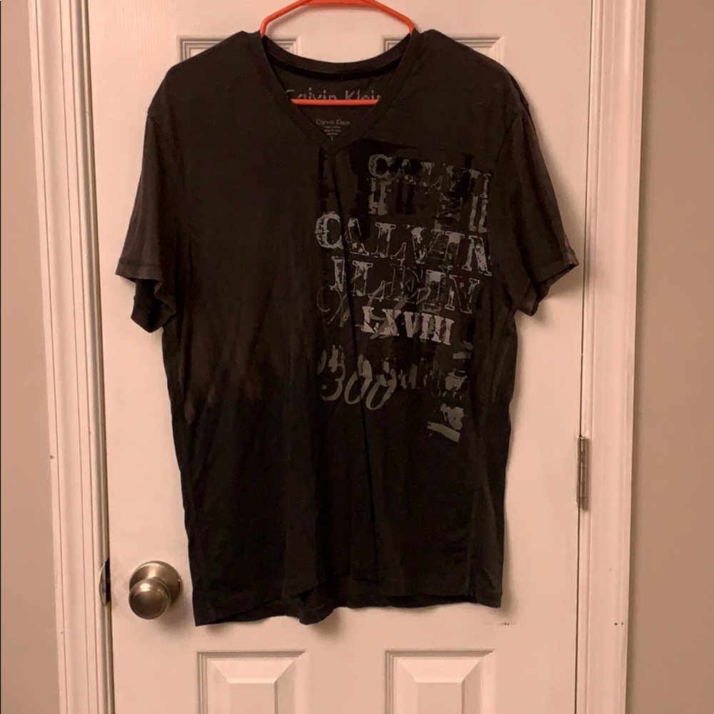 Men’s Calvin Klein shirt